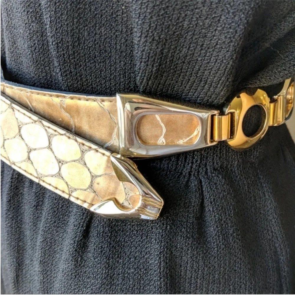 - SIMON LEATHER WOME'S BELT